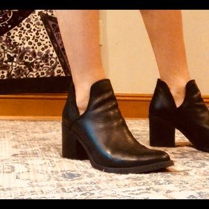 Steve Madden size 7 boots